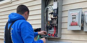how much does it cost to rewire a house